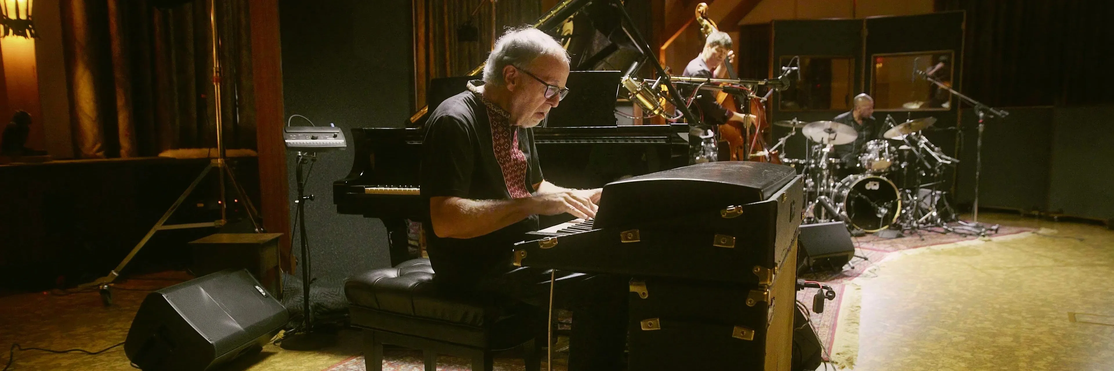 Bob James Trio Feel Like Making Live 4K 2022 big poster