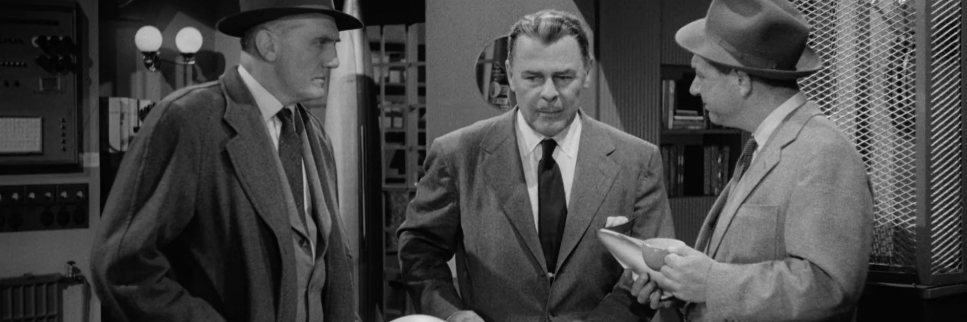 Quatermass 2 4K 1957 big poster