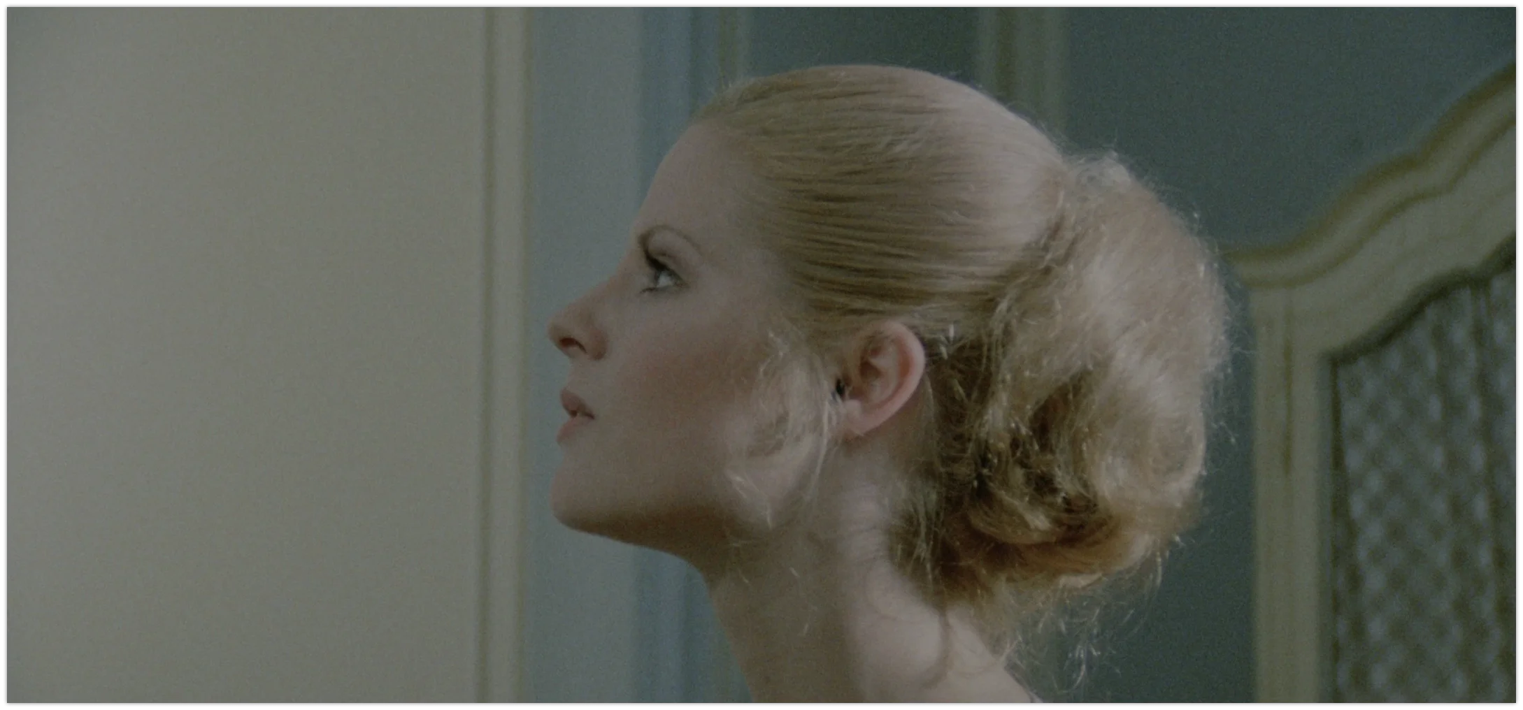 Through the Looking Glass 4K 1976 big poster